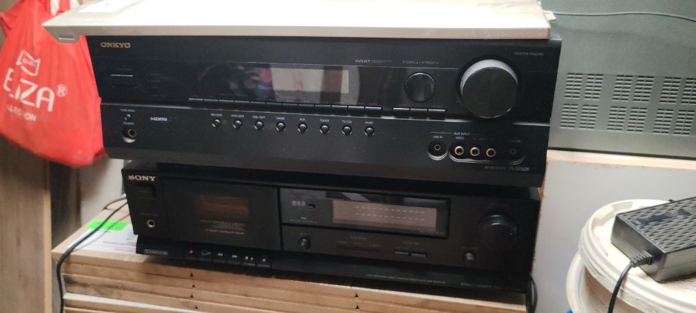 Ресийвър onkyo и дек sony