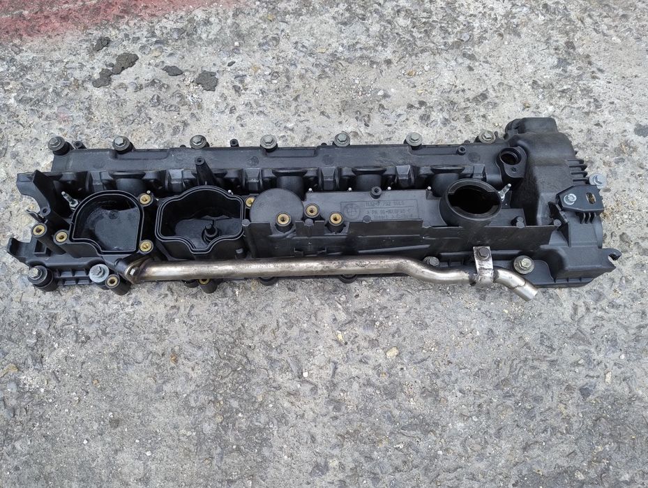 Капак клапани за BMW e60 e61 535d 272hp 3.5D