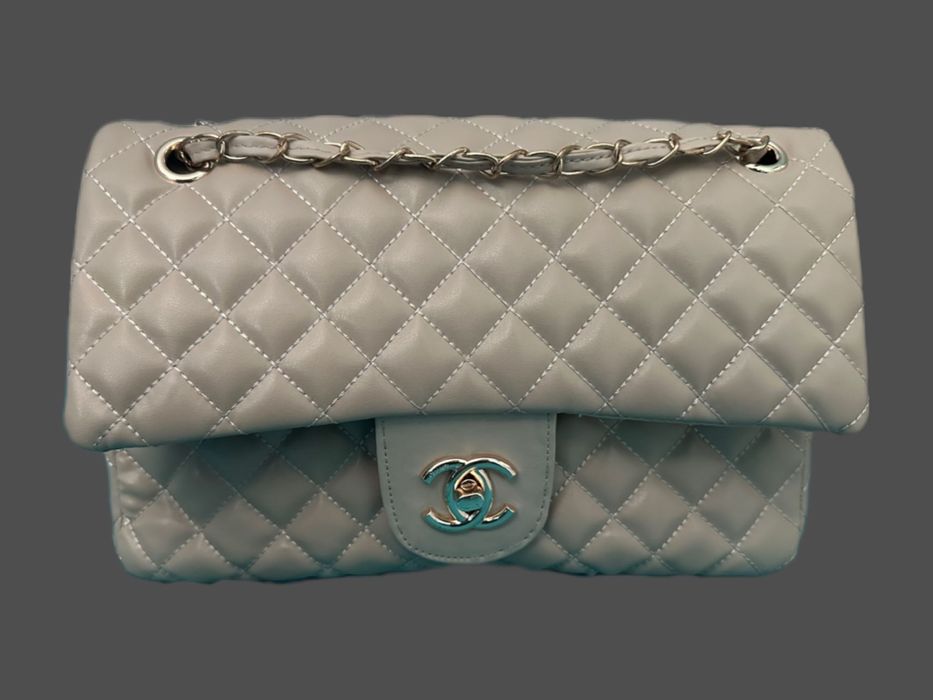 Дамска чанта Chanel Jumbo Classic Caviar Double Flap shoulder bag