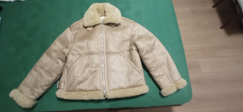Топъл Бежов кожух