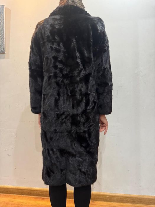 Шуба 44-46 отличного состояния