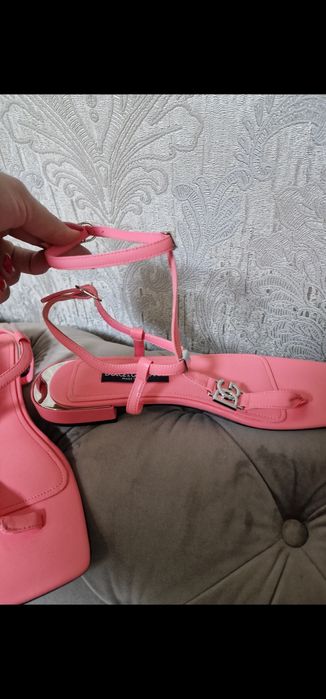 Sandale superbe DG 39