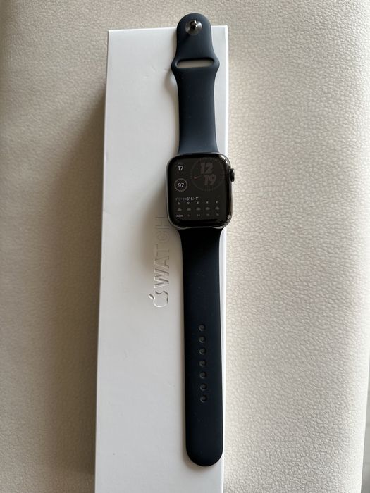 Apple Watch 7 stainless steel 45mm