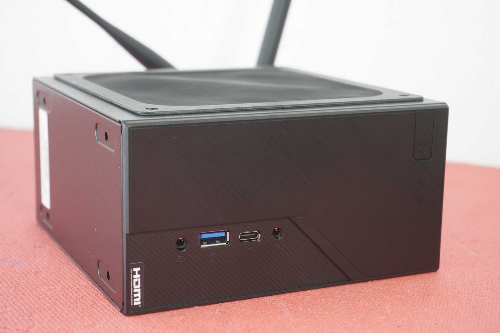 Мини Компютър Desk Mini X300 AMD R5 5600G 32GB RAM 1TB SSD / Вкл.ДДС