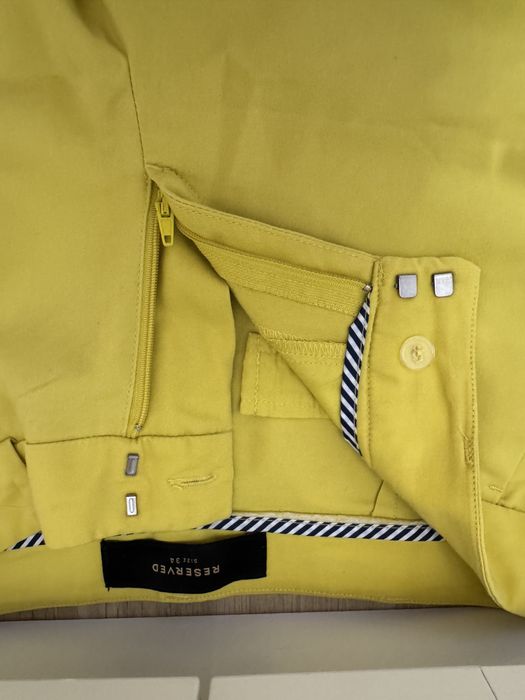 Pantaloni mărimea 34