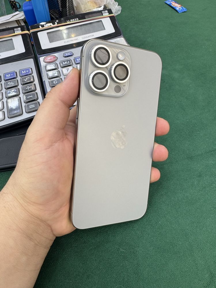 IPhone 15 pro max 256 gb titanium