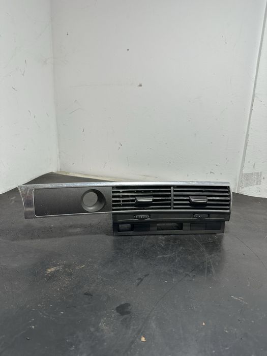 Grila bord centrala Audi A6 C6 2005-2010 3.0 TDI 2.7 TDI 2.0 TDI