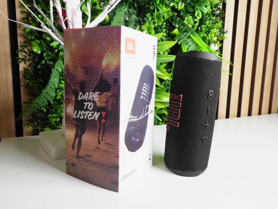 Boxă Portabilă tip JBL Flip 6 - Bass Puternic - Rezistentă Apă - Nouă