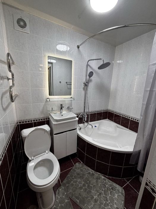 х Новза Метро Чиланзар 5 квартал 2в3/2/5 Кирпичный дом,Балкон:2х6