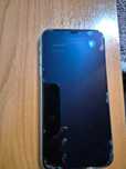 продам iPhone 11