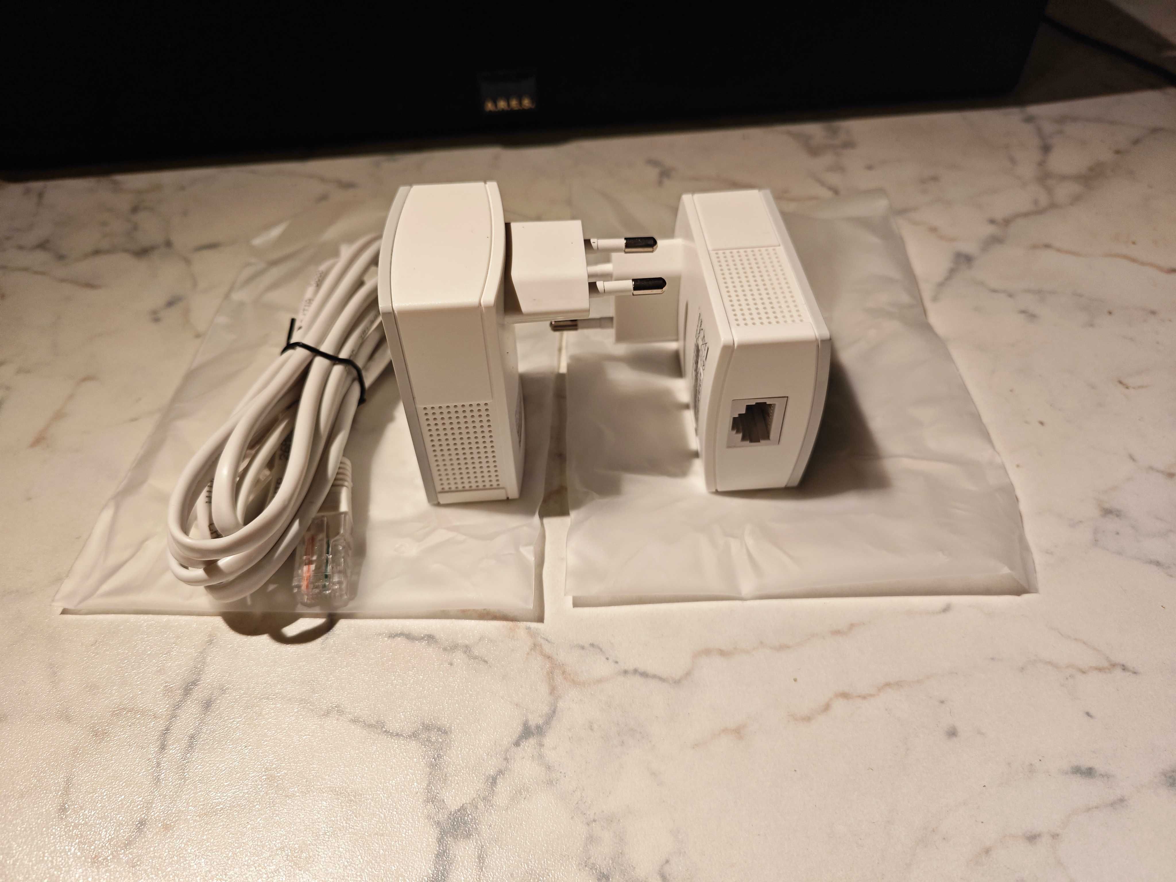 Мрежов адаптер рутер TP-Link Powerline Starter Kit AV600 nano
