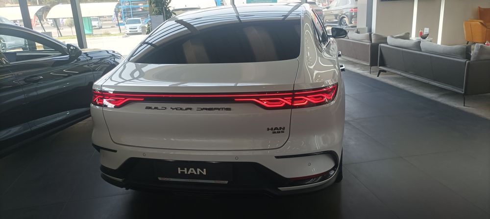 BYD HAN ev AWD 610 km flagship