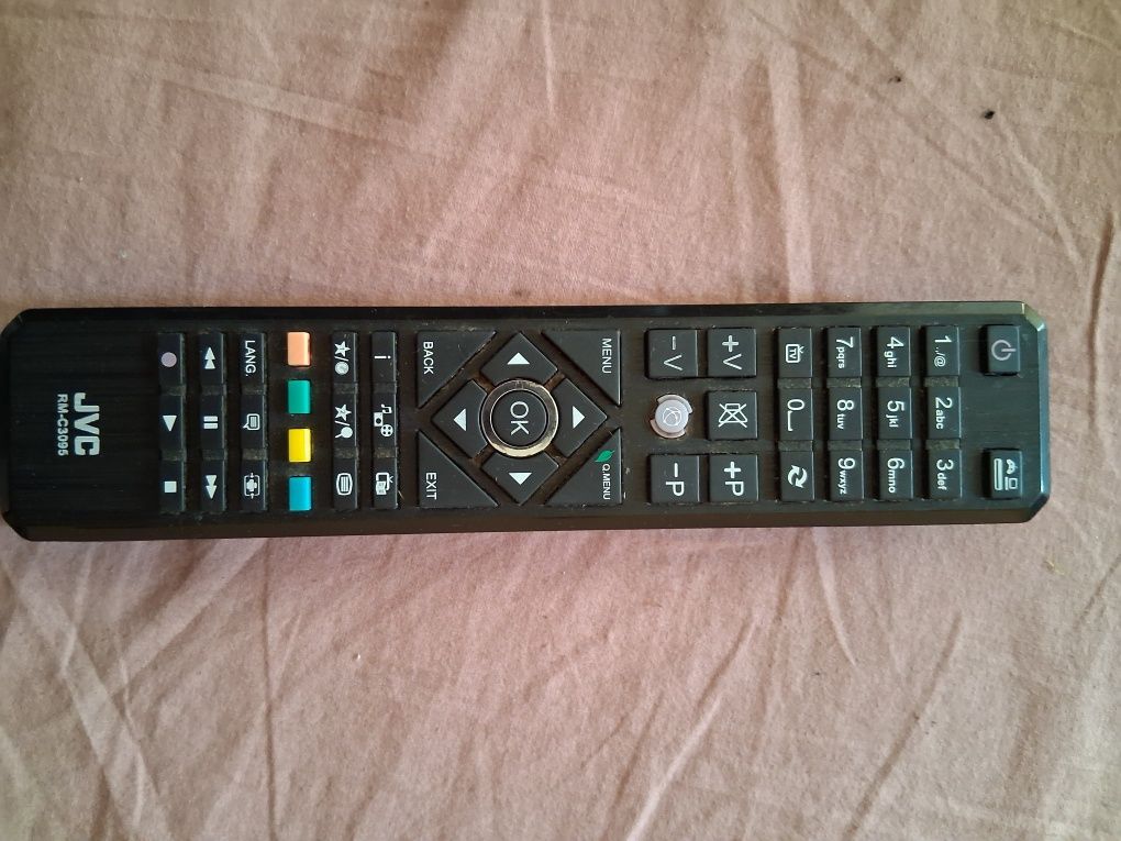Продавам лед Смарт 40 JVC