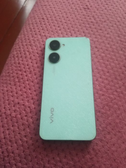 VIVO Y03 интересует обмен на айфон