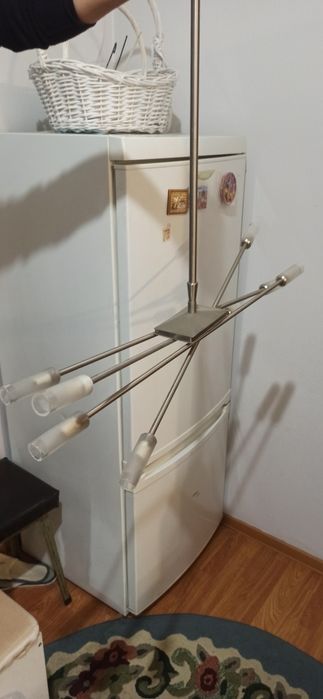 Люстра 2 штуки лампочки диоды