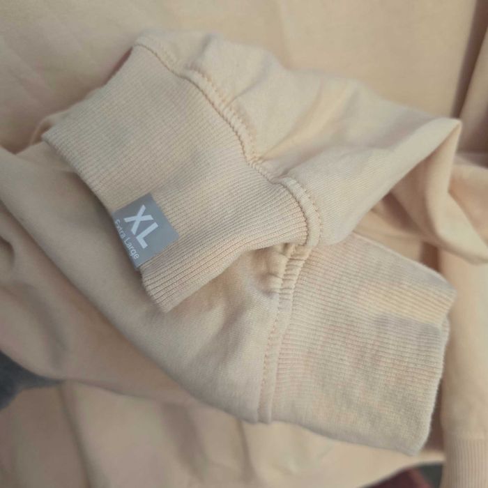 Суитшърт Stranger Things сезон 1 като ново, размер XL, бежов