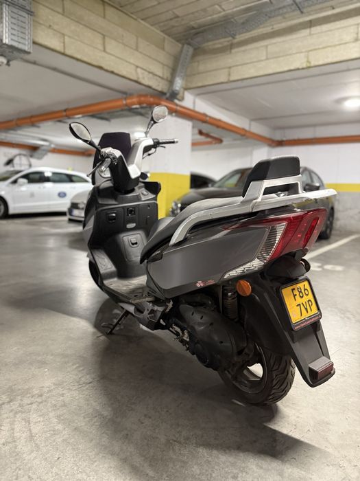 Scuter Kymco Grand Dink 49 cmc an 2014  1000 eur