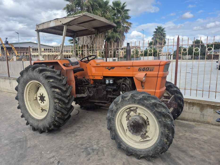 Tractor Fiat 640 DT DTC original anvelope radiale noi stare impecabilă