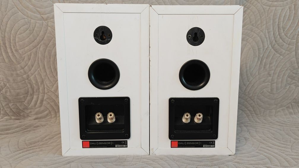 Boxe Dali Lektor 2, Zensor 1