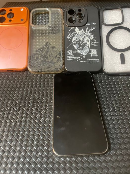 Iphone 15 pro 256 vand sau schimb