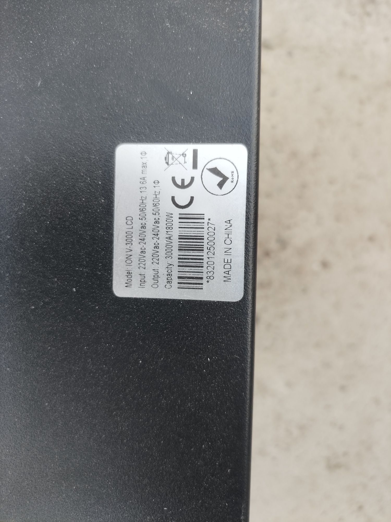 Ups 3000 va,1800w. Yangi akkumulyator.