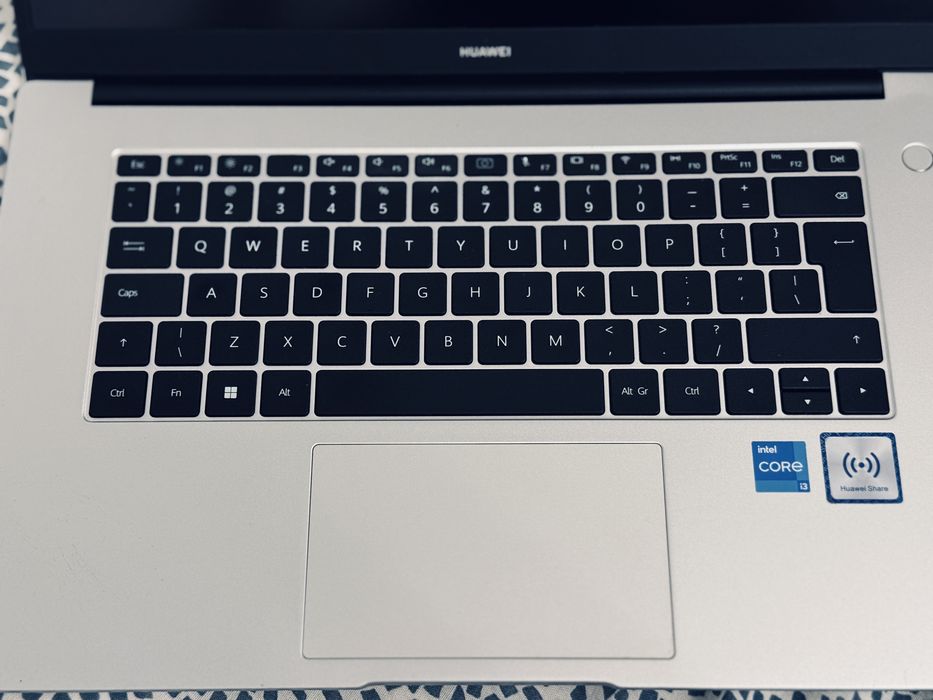 Laptop Huawei MateBook D14