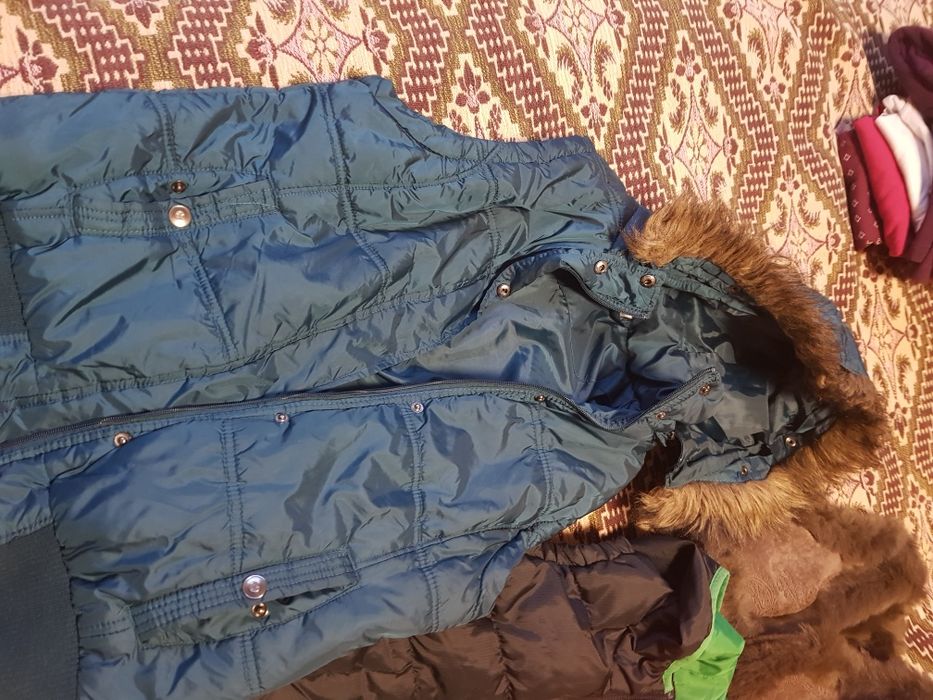 Зиимни якета и грейки/пухенки размер 10 г.