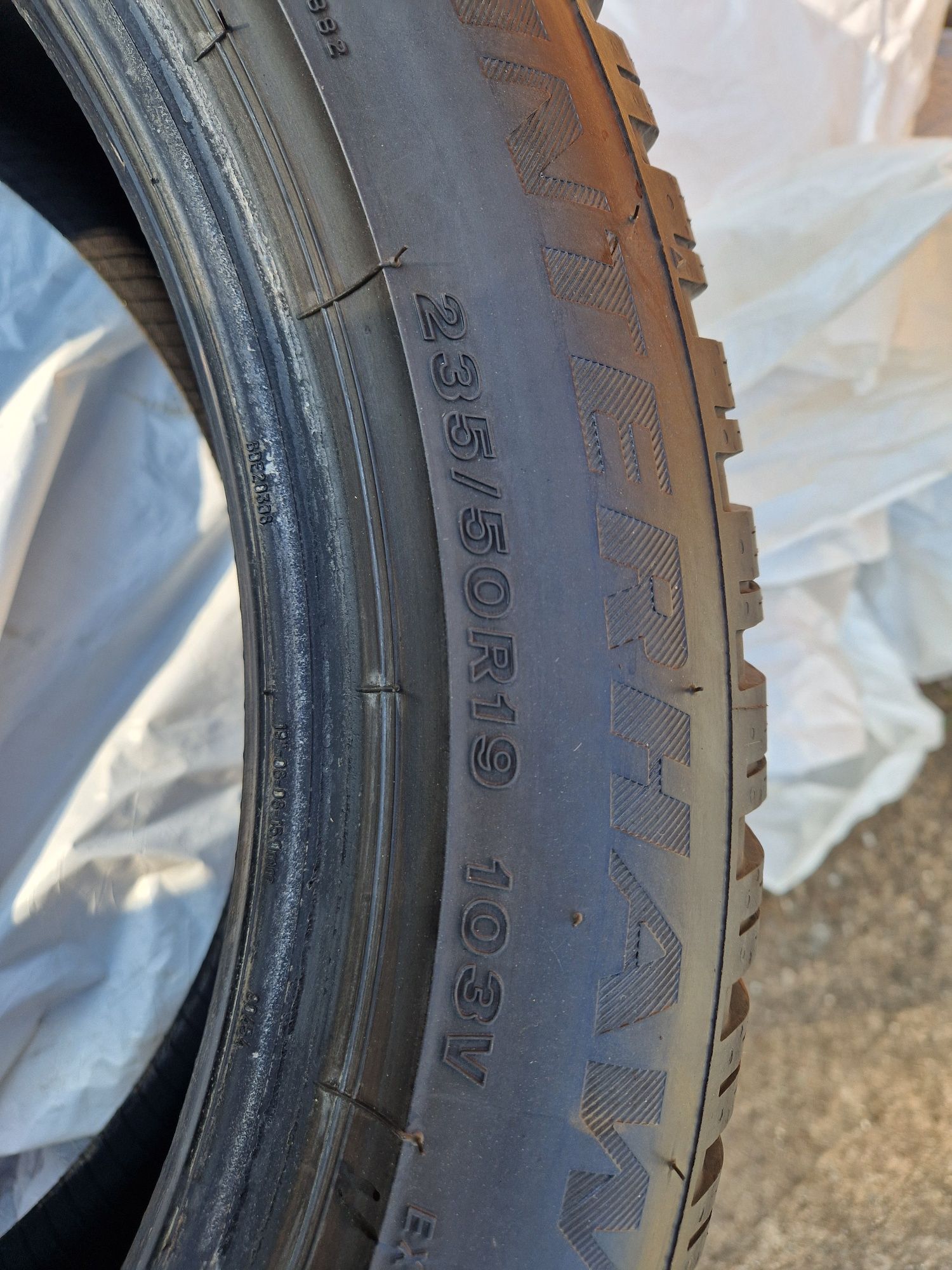 Зимни гуми 235/50r19
