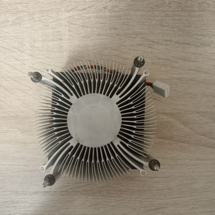 Кулер Боксовый в идеальном состоянии