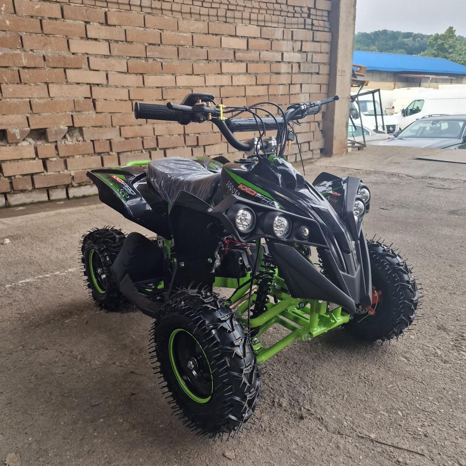 Atv 1000w adus din Germania pentru copii