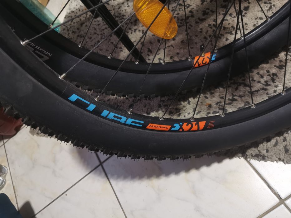 vand jante cube 10 pinioane cauciucuri noi ruban 29x2.5