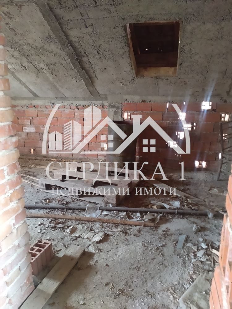 Продава се Къща в с. Драговищица, Област Кюстендил - 103 кв.м за 365 €/кв.м - Снимка #10