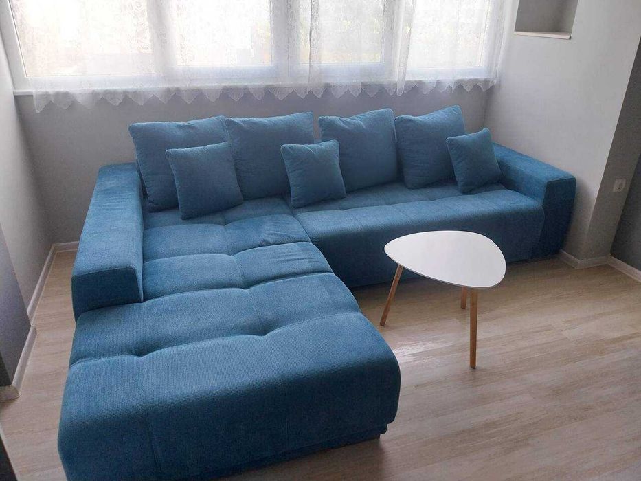 Дава се под наем Двустаен апартамент в Бургас, Изгрев - 45 кв.м за 357 € - Снимка #1