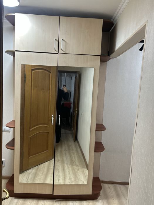 Продам прихожую б/у, торг, срочно