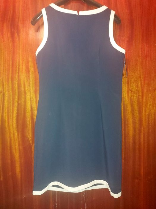 Продавам рокля Esprit НАМАЛЕНА НА 20 ЛВ