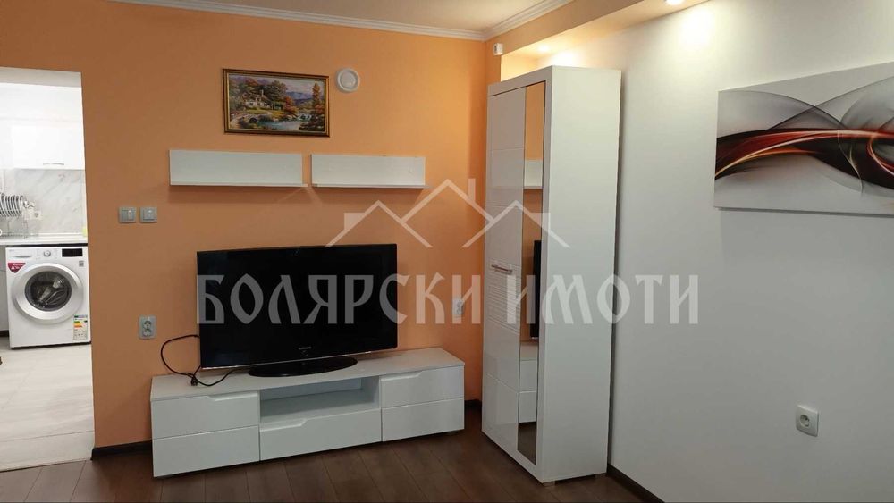Дава се под наем Къща в Велико Търново, Асенов - 100 кв.м за 408 € - Снимка #1