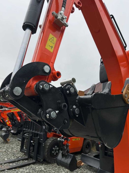 Miniexcavator MACAO STX22