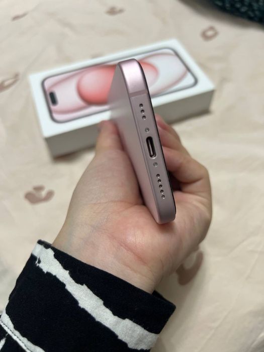 iPhone 15 128gb...