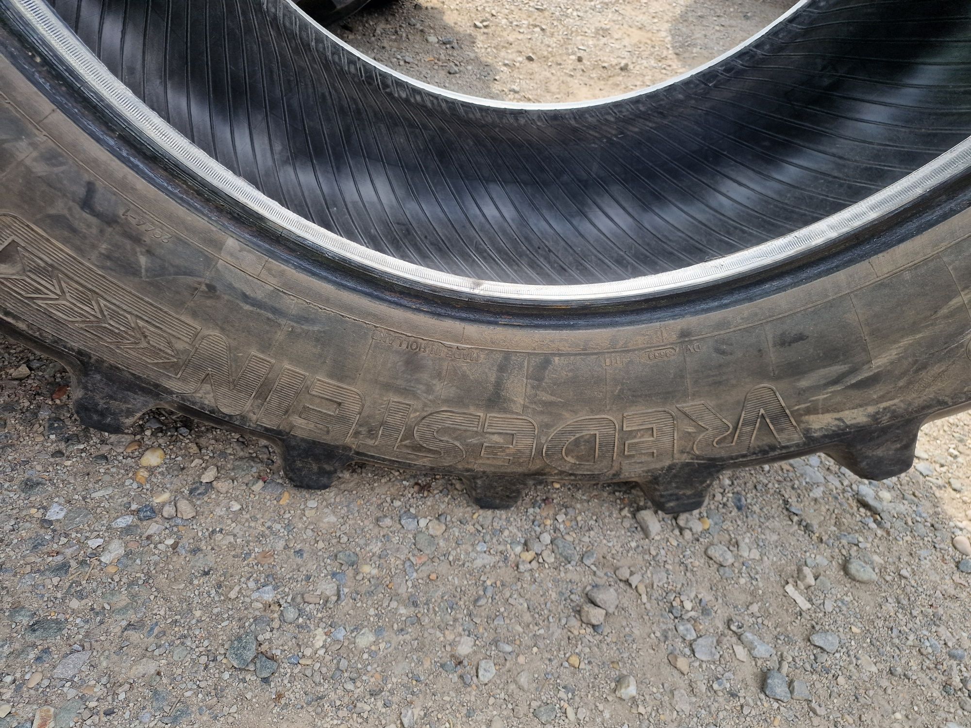 Cauciuc Agricol 600/65R38 marca Vredestein