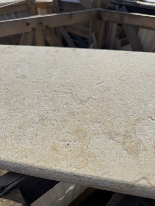 Trepte, intervale gard, borduri piscina.