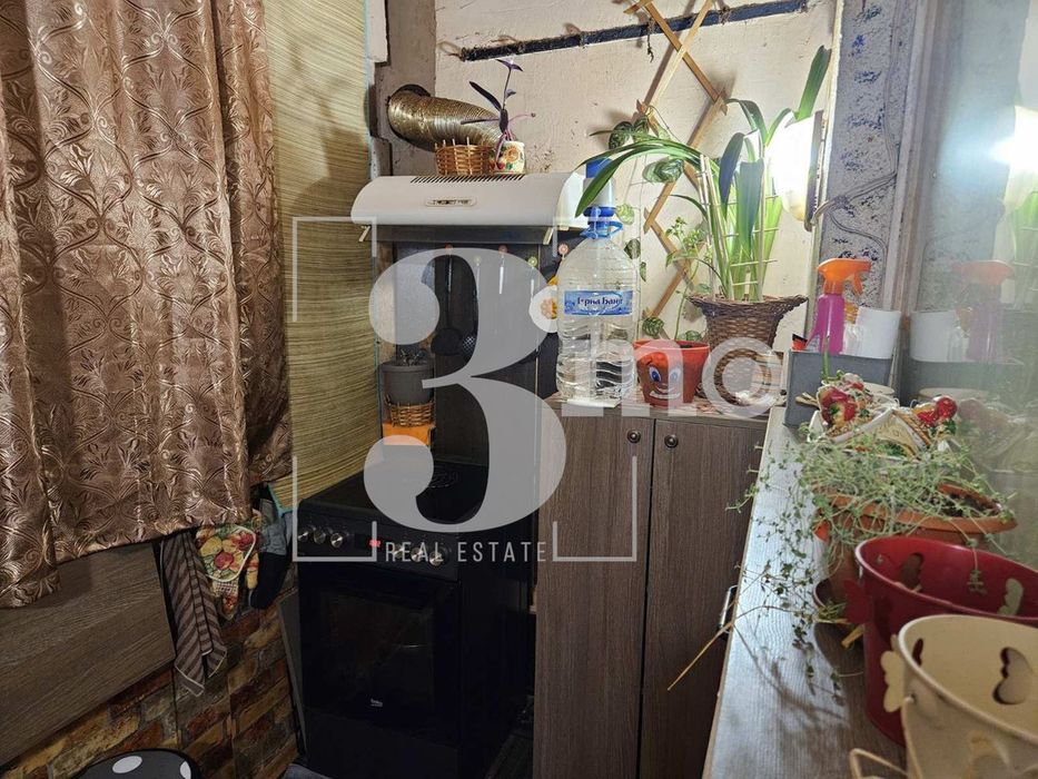 Продава се Тристаен апартамент в София, Ботунец - 98 кв.м за 807 €/кв.м - Снимка #2