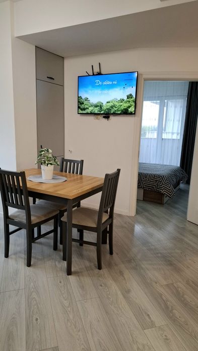 Apartament de inchiriat 3 camere Regim Hotelier