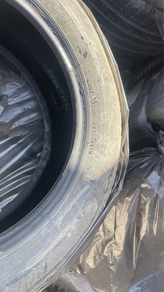 225/55R17 Bridgestone