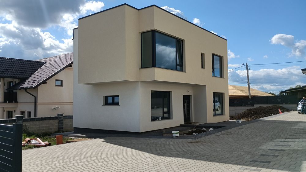 Casa de vanzare 600mp teren Burdujeni
