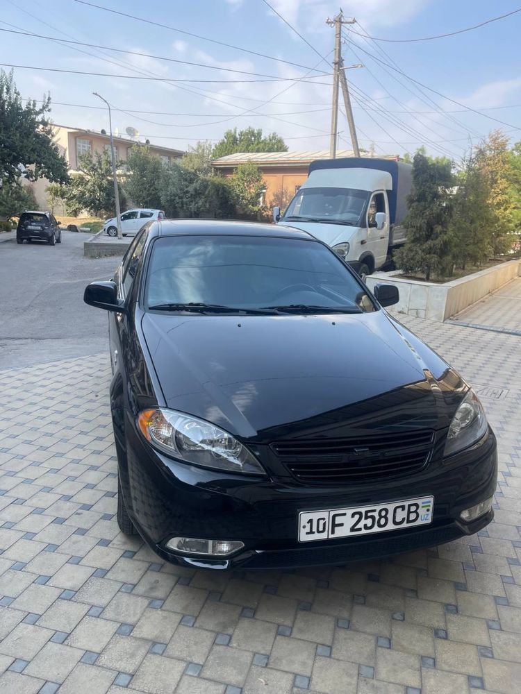 Jentra sotiladi 2023 yil 27000 yurgan