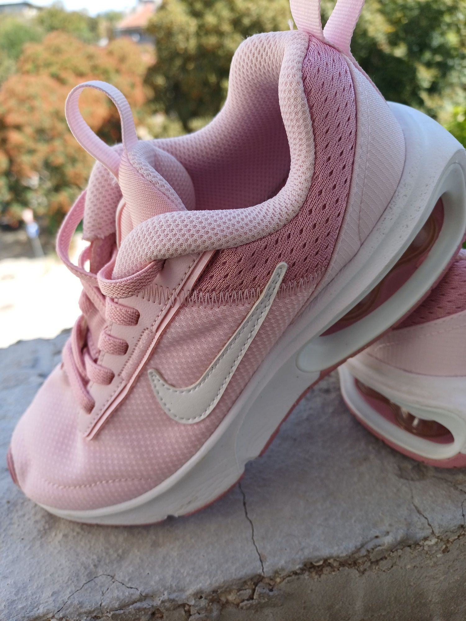 Маратонки за момиче, NIKE airmax, удобни, 31ви номер