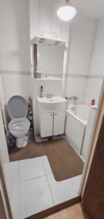 Vand apartament 2 camere