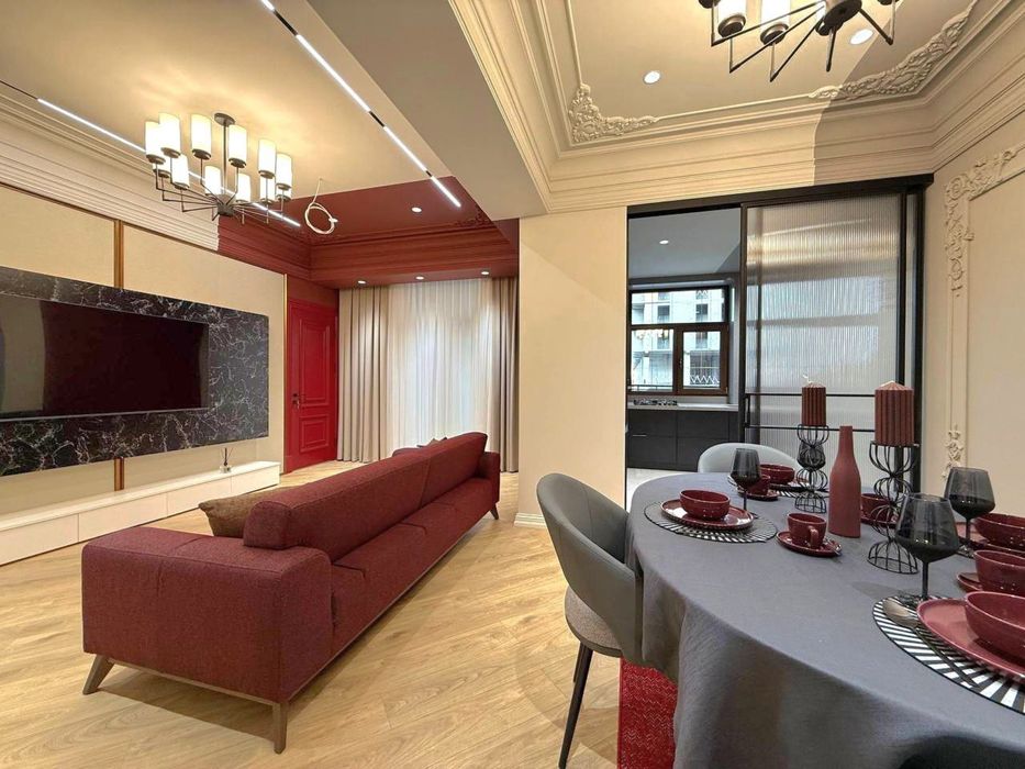 Евро квартира Урбан Строй”  Комплекс "Oq Saroy" 3/3/8 83м2 парентский