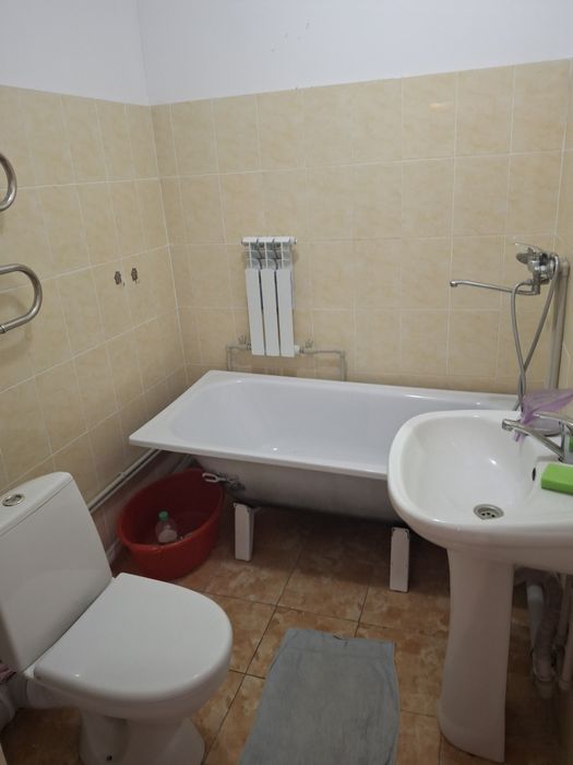 15 мөлтек ауданы 2 бөлмелі пәтер жалға беріледі