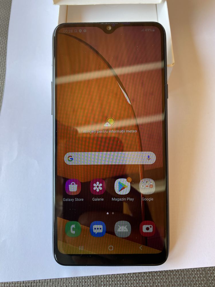 Vand Samsung A20s.